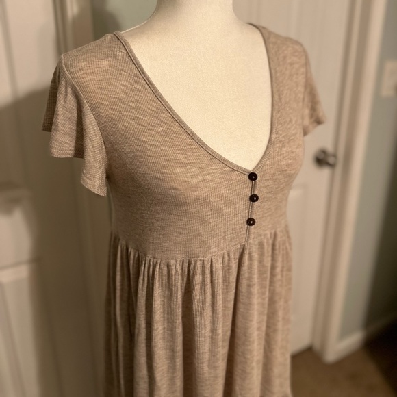 See You Monday Cream Babydoll Midi Dress with Ruffle Hem Size Junior Medium - Picture 3 of 5